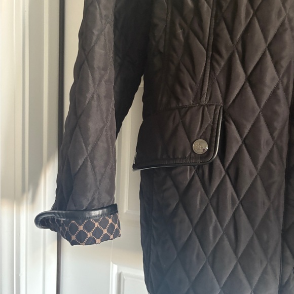 Chico’s Women's Black Quilted Jacket - Picture 4 of 10
